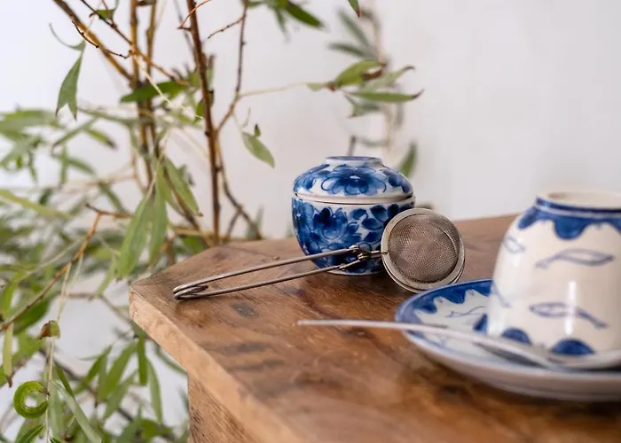 Les Jardins De Jeanne Homestay *